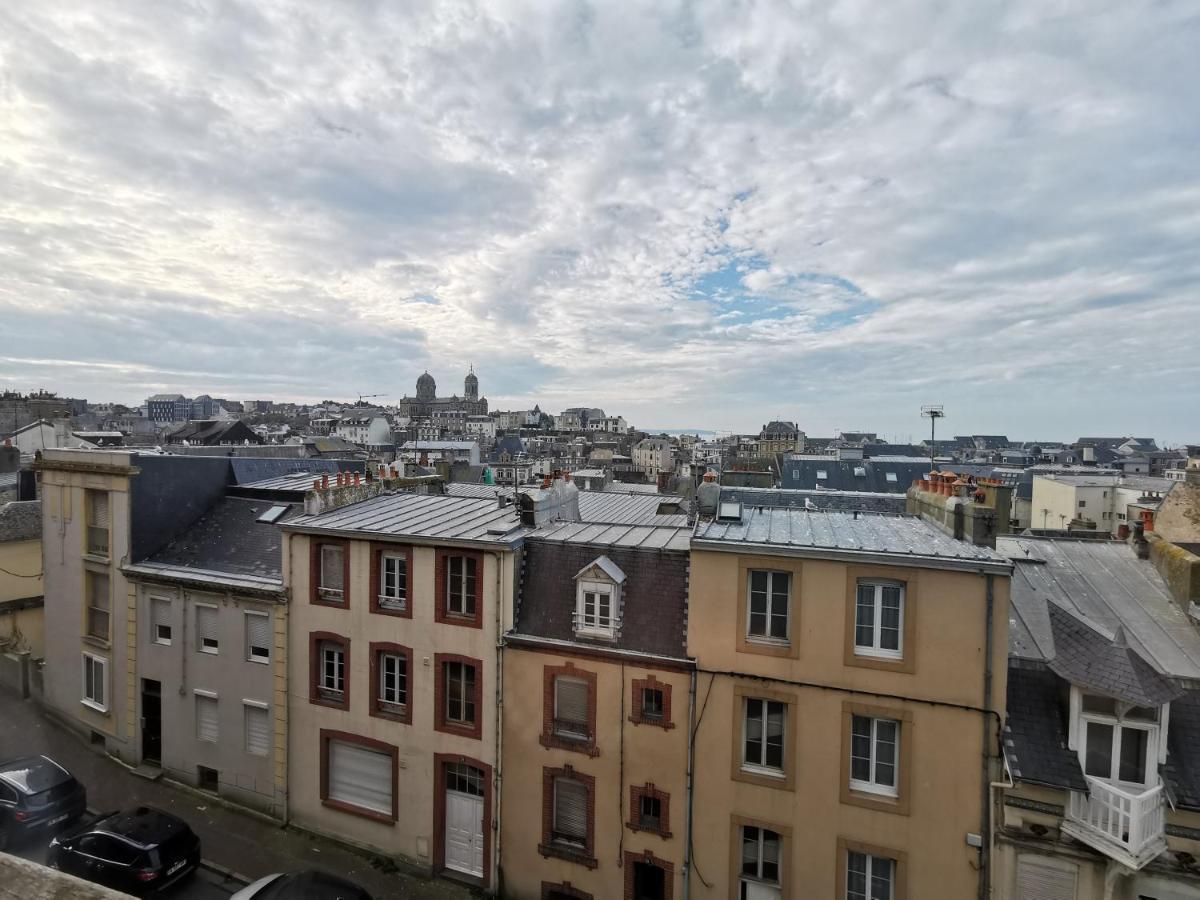 Apartamento Le Petit Michelet Granville Exterior foto