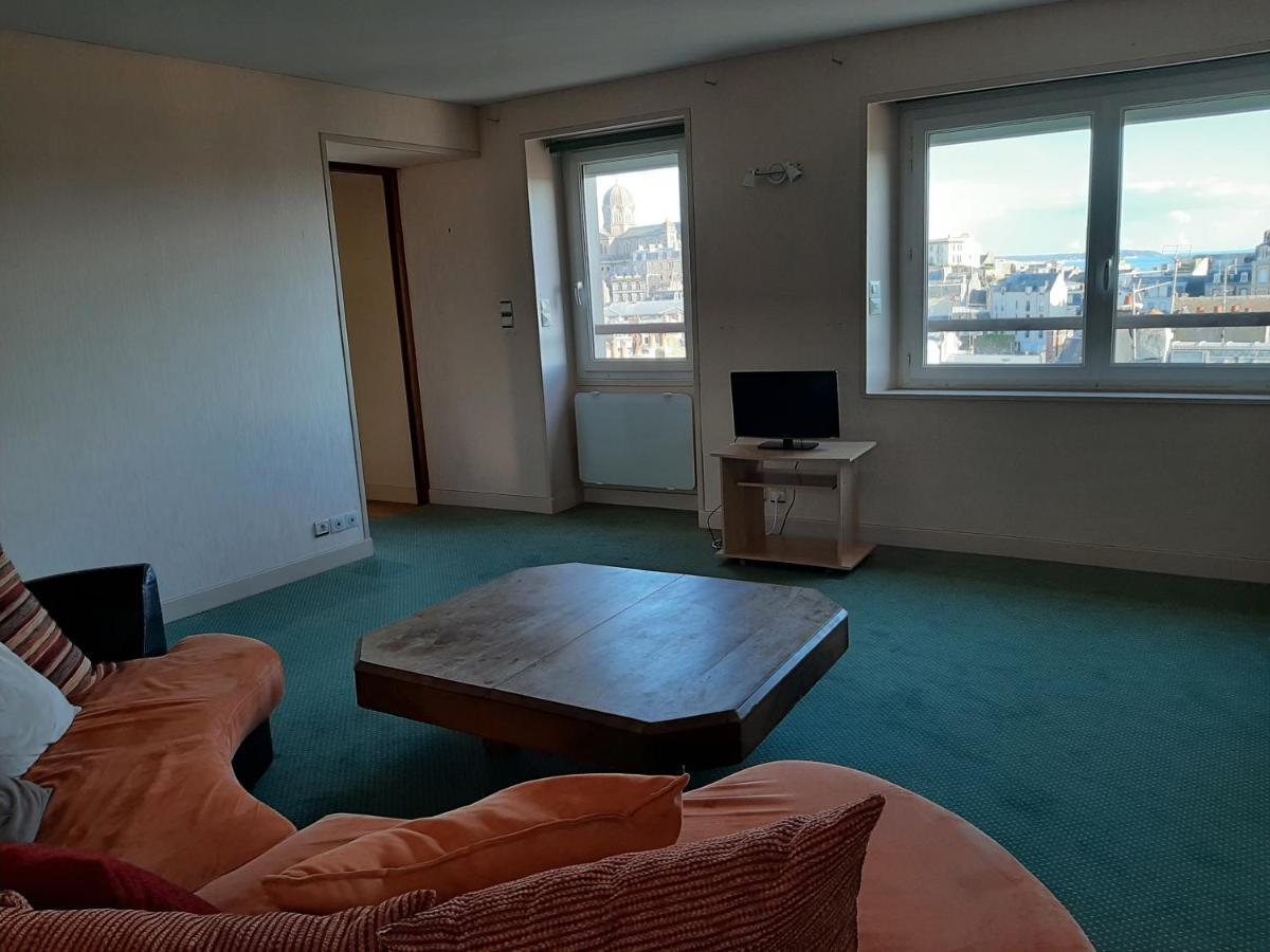Apartamento Le Petit Michelet Granville Exterior foto
