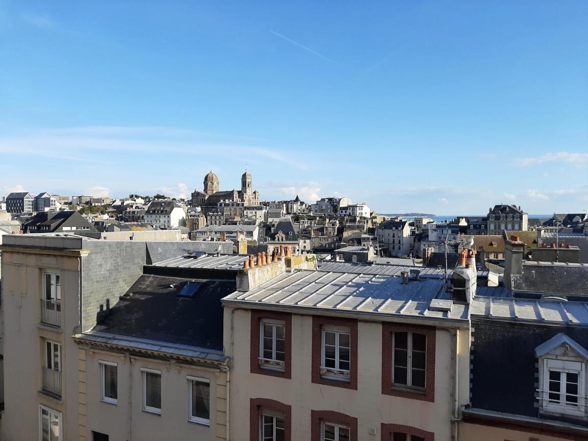 Apartamento Le Petit Michelet Granville Exterior foto